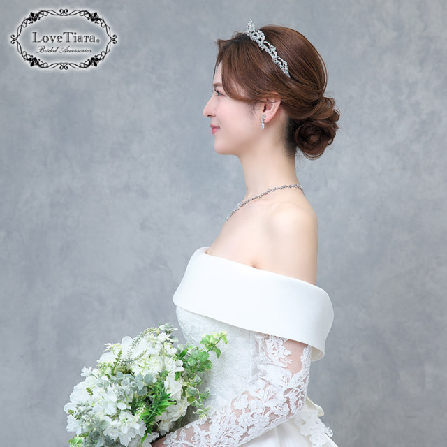 ティアラ　ウエディング　ブライダル　結婚式