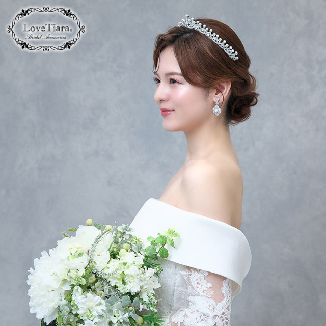 ティアラ　ウエディング　ブライダル　結婚式
