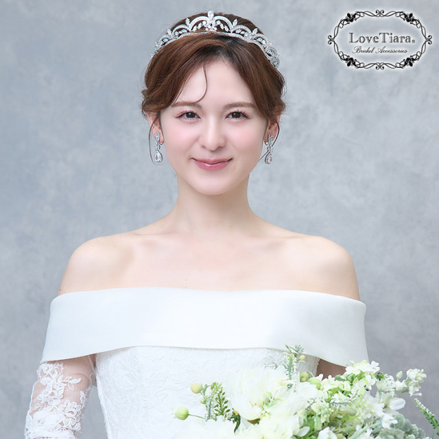 ティアラ　ウエディング　ブライダル　結婚式