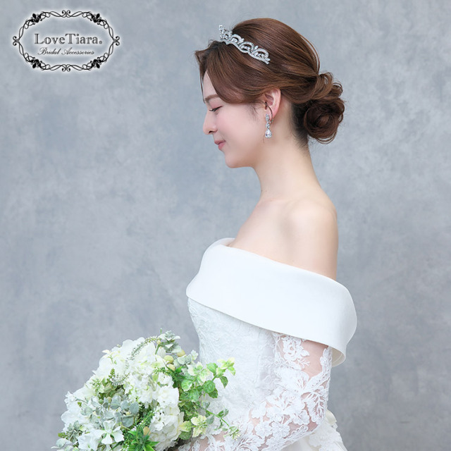 ティアラ　ウエディング　ブライダル　結婚式