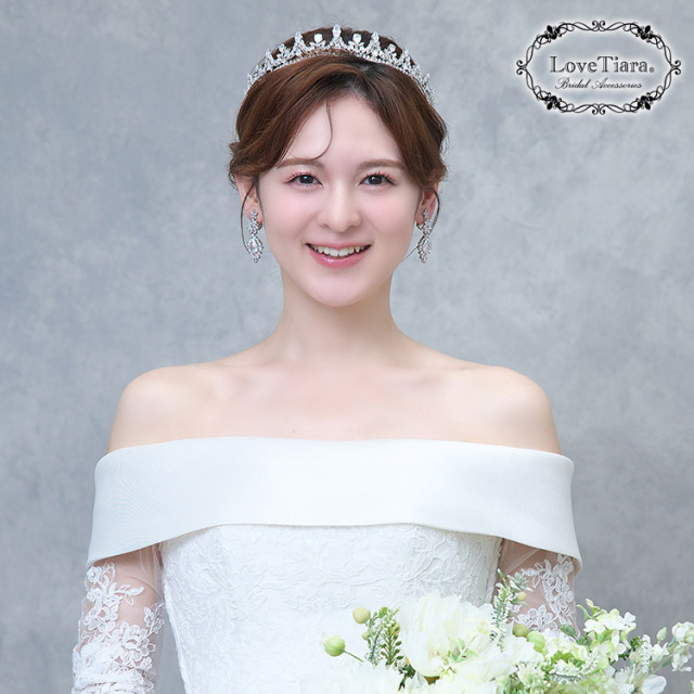 ティアラ　ウエディング　ブライダル　結婚式