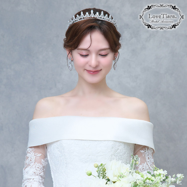 ティアラ　ウエディング　ブライダル　結婚式