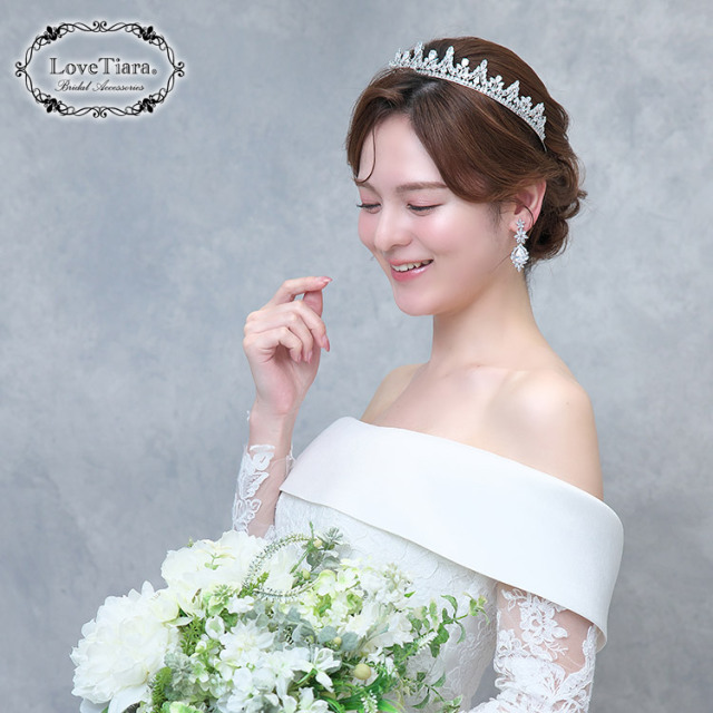 ティアラ　ウエディング　ブライダル　結婚式