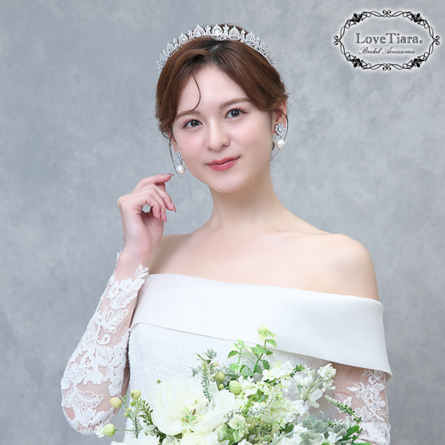 ティアラ　ウエディング　ブライダル　結婚式