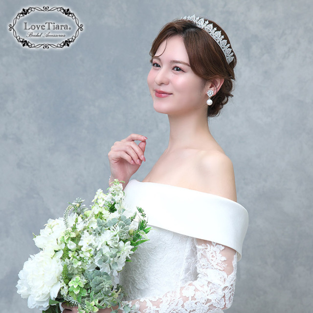 ティアラ　ウエディング　ブライダル　結婚式