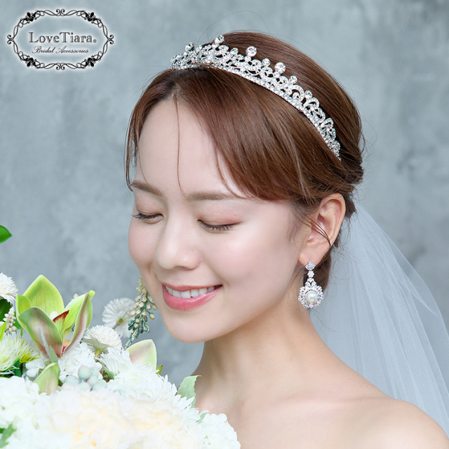 ヴィクトリアティアラ 着用イメージ