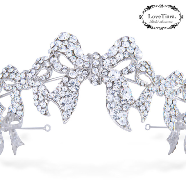 グロリアスリボンクラウンティアラ＆イヤリング／ピアスセット 通信