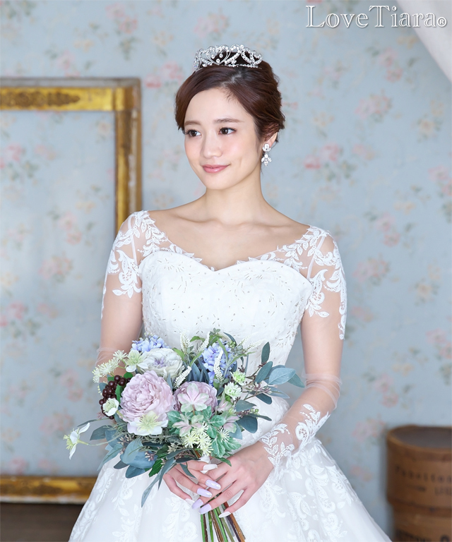 Refinad  ティアラ　カチューシャ　結婚式　ウェディング　スワン Refinad ティアラカチューシャ結婚式ウェディングスワン