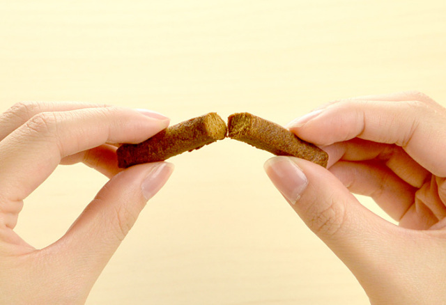 ドクター荒木オリジナル断糖スナック【かりんとう】手で割る