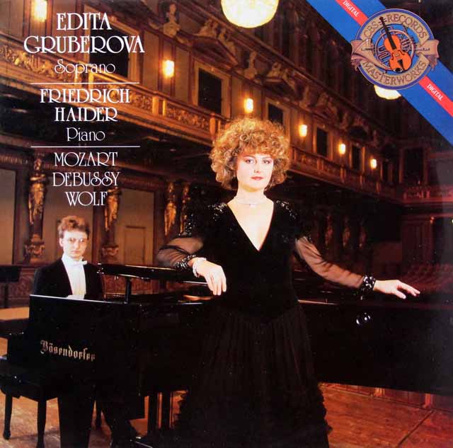 グルベローヴァのモーツァルト、ドビュッシー、ヴォルフ/歌曲集　蘭CBS　3333　LP レコード