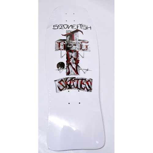 【DOG TOWN】ドッグタウン DTS STONE FISH SKATE スケートデッキ