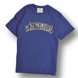 【OG CLASSIX/オージークラシックス】LA FAMILIA TEE【Tシャツ】【6.2oz】【オールドイングリッシュ】