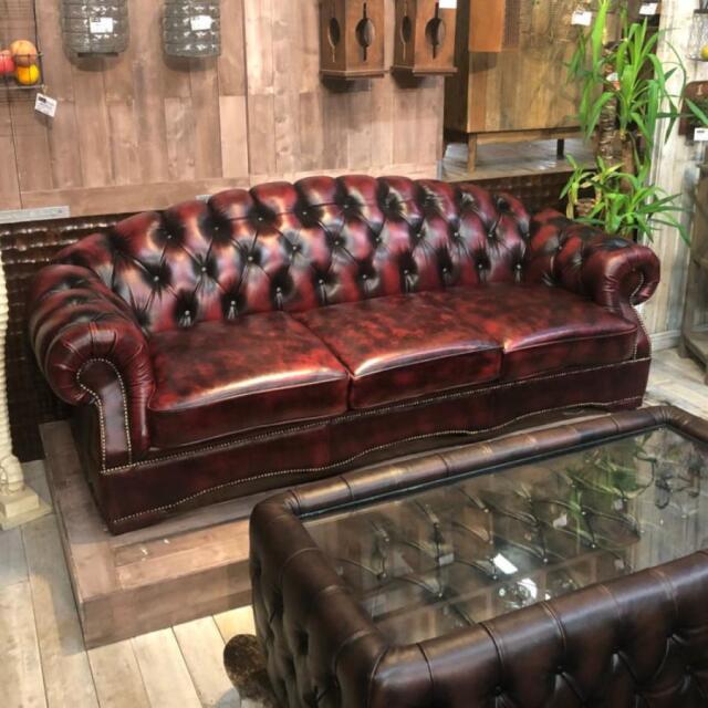 組立設置付き】チェスターフィールド調総革3人掛けソファー 3P  