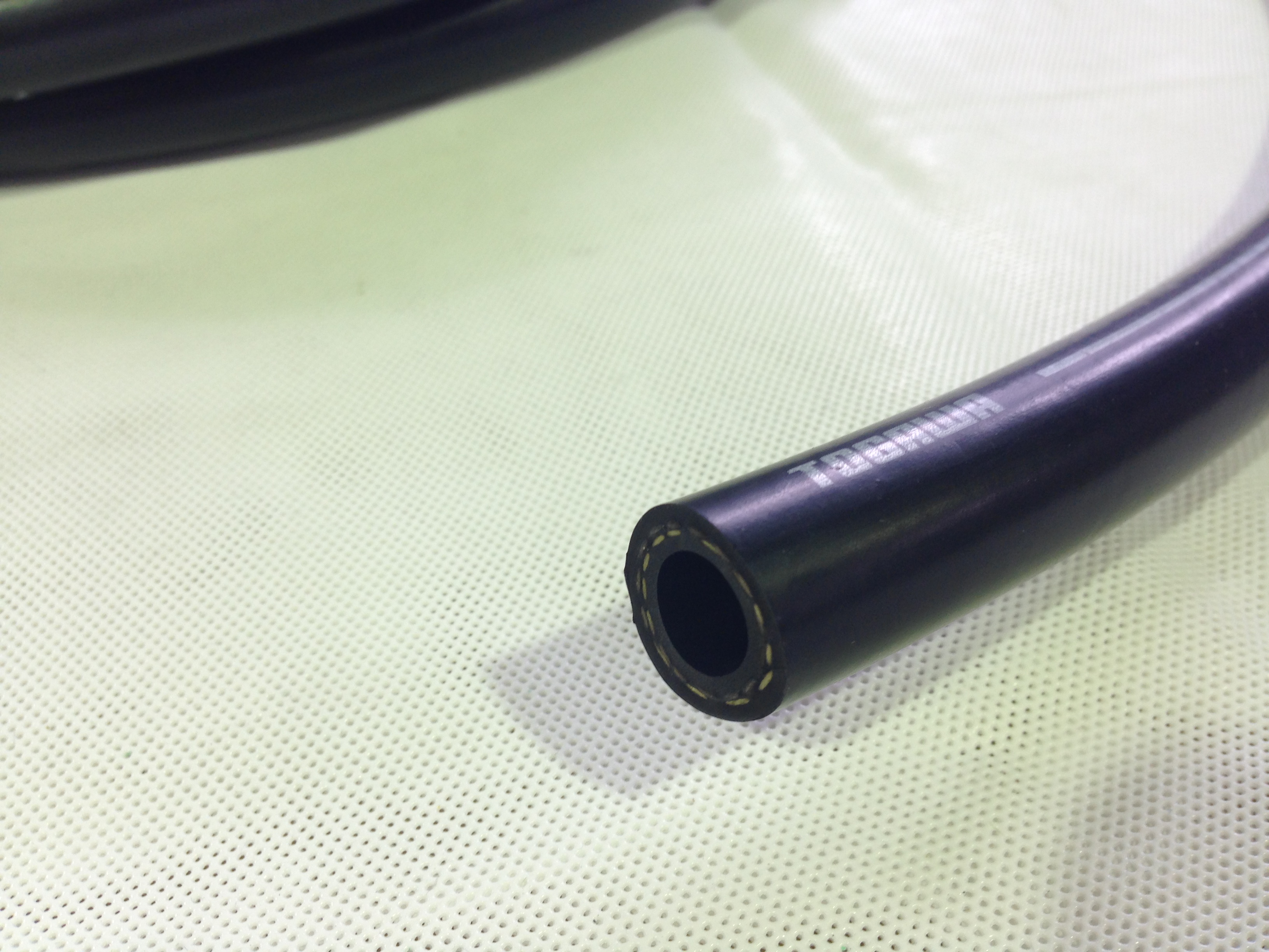 【F-15-9-3】耐油ゴムホース 内径9mm　3m