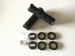 【D30CTBK-B】 odi Cross Trainer  Lock On Grips
