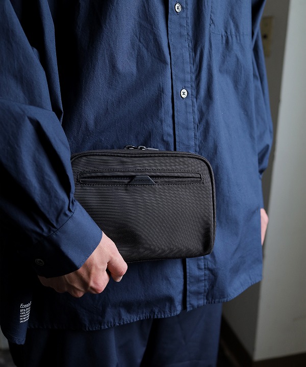 モノリス/MONOLITH  MOBILE POUCH STANDARD