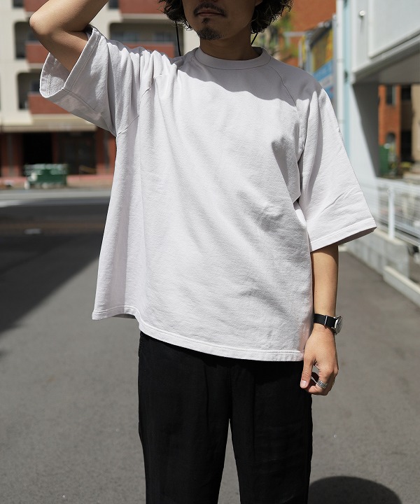 ムヤ/MUYA   Raglan sleeve Straight T-shirts（全2色）