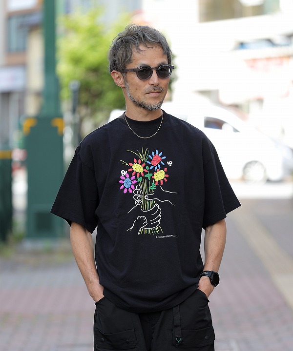 ノットオーイーエム / NOT OEM   BOUQUET Tee(全2色)