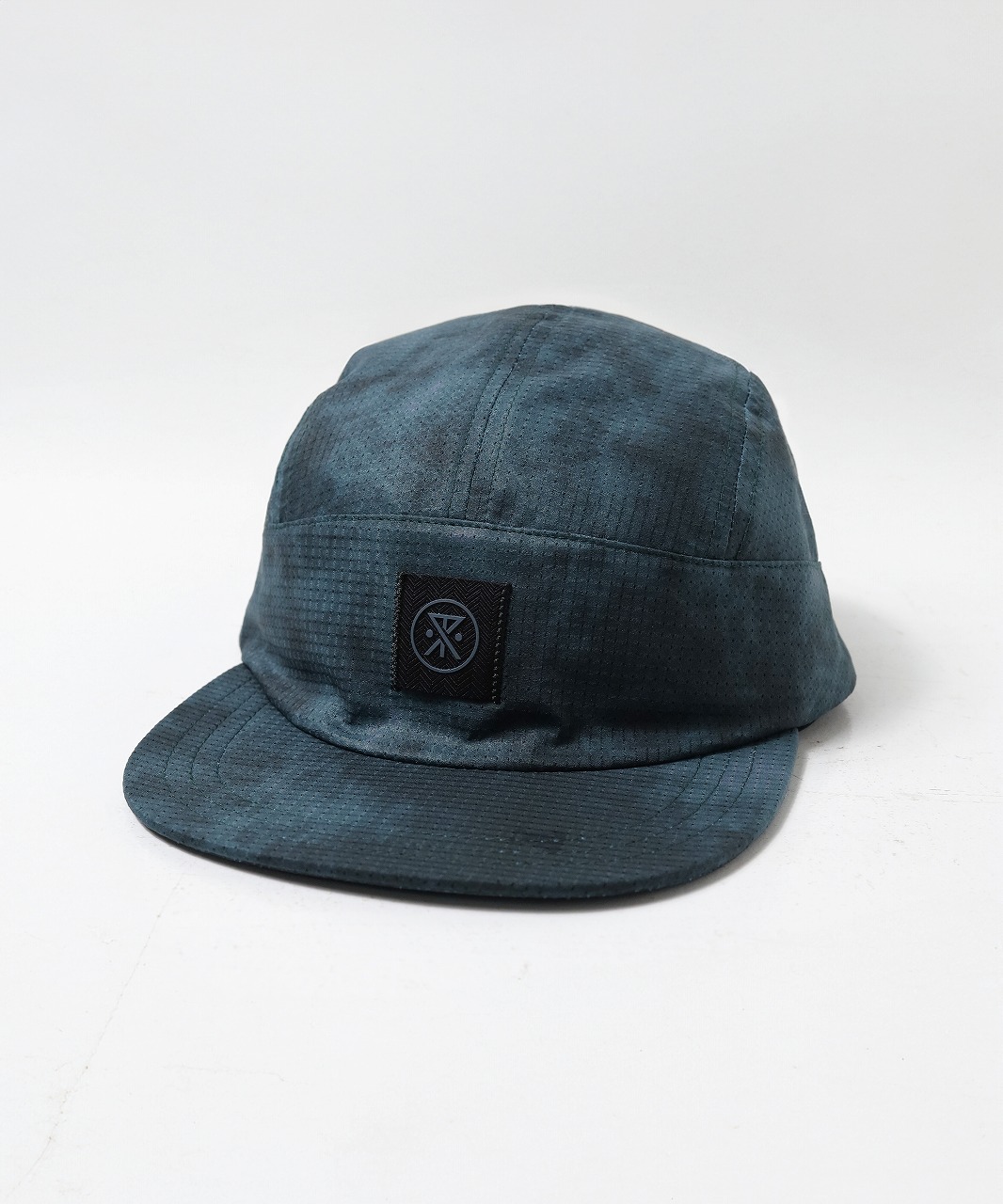 ランアモック/RUN AMOK    RUN BLESS UP CAMPER