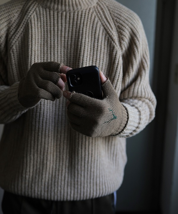 サウス２ ウエスト８/South2 West8　Glove - W/A Knit（全3色）