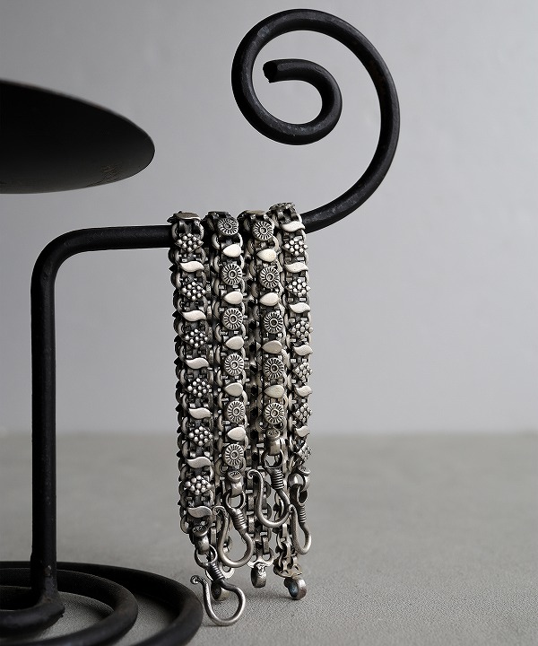 タルーシルバー/THARU SILVER    Single Bracelet（全2種）