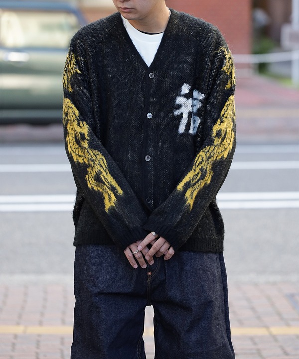 スリフティールック/THRIFTY LOOK    RAGLAN SLEEVE LOGO CARDIGAN