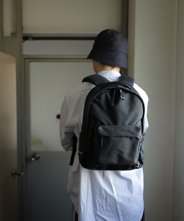 ホワイタージュ/WHITEAGE    GEX Daypack M - Noir Gray