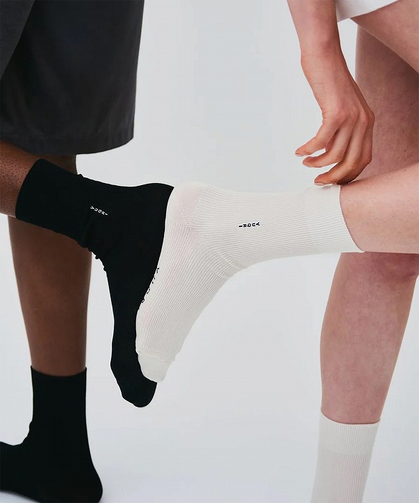 ユクリ/YUQRI    silky rib crew sizeless（全6色）