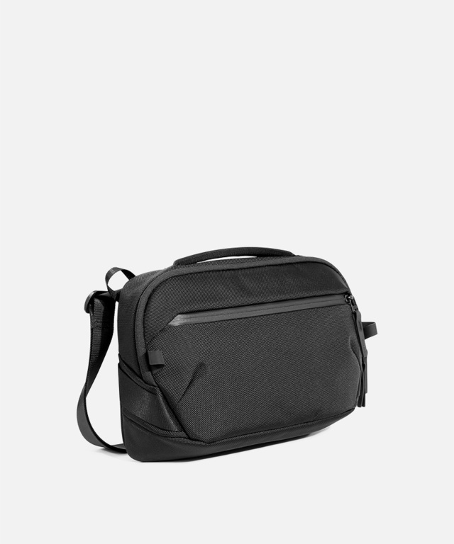 エアー/Aer　Day Sling 4  Max