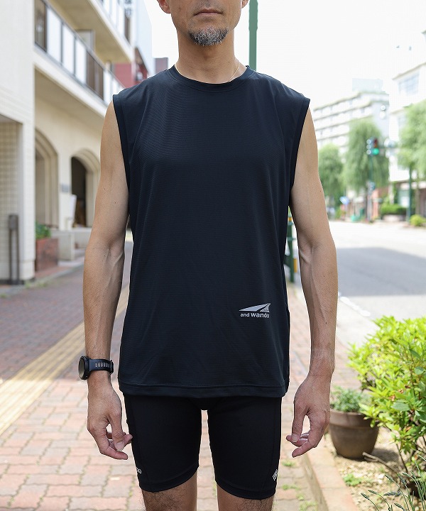 アンドワンダー × アルトラ/and wander × ALTRA   tank top