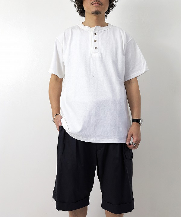 カルクルー/Cal Cru   3 BUTTON HENLY