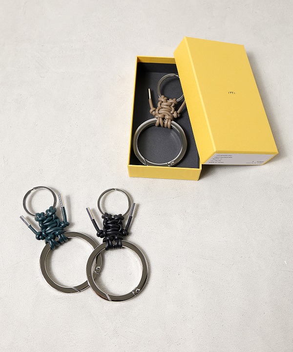 イッチ/ITTI   CRISTY KNOTMAN RING / RAPTO JP