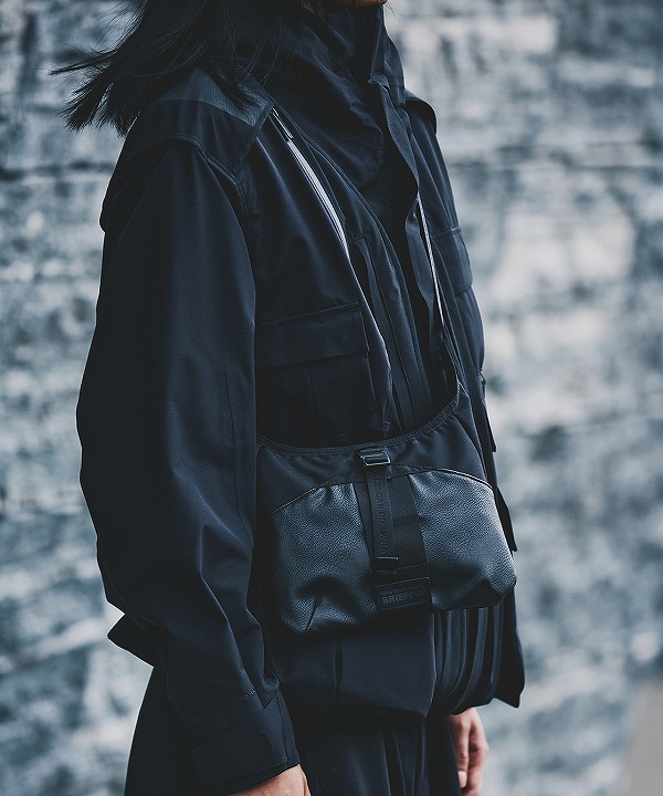 ホワイトマウンテニアリング×ブリーフィング/White Mountaineering×BRIEFING     DAILY SACOCHE
