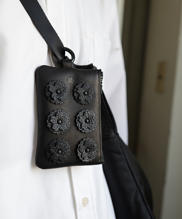 ヨロズ/yorozu 　菊桜マルチポーチ