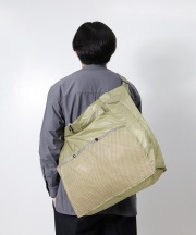 バーラップアウトフィッター/BURLAP OUTFITTER    FOLDING SHOULDER TOTE（全２色）