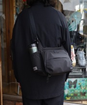 シー/CIE　APPLY FLOAT SHOULDER