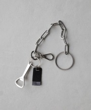 イッチ/ITTI   CRISTY POLICE CHAIN CHARM / DIPLOFJORD