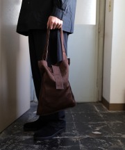 イッチ/ITTI  MARY INSIDE OUT TOTE - M / CERATO BRIGHT（全２色）