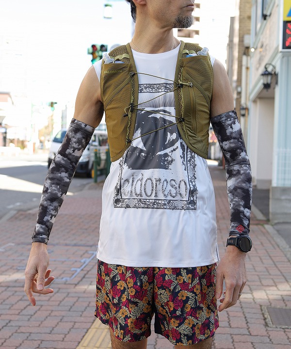 サロモン/salomon　ACTIVE SKIN 8 SET -ソフトフラスク付き（全2色）