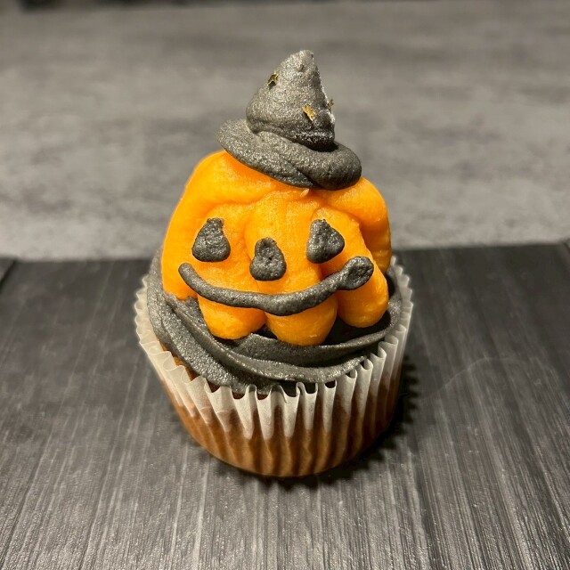 【 2025 】ハロウィンカップケーキ