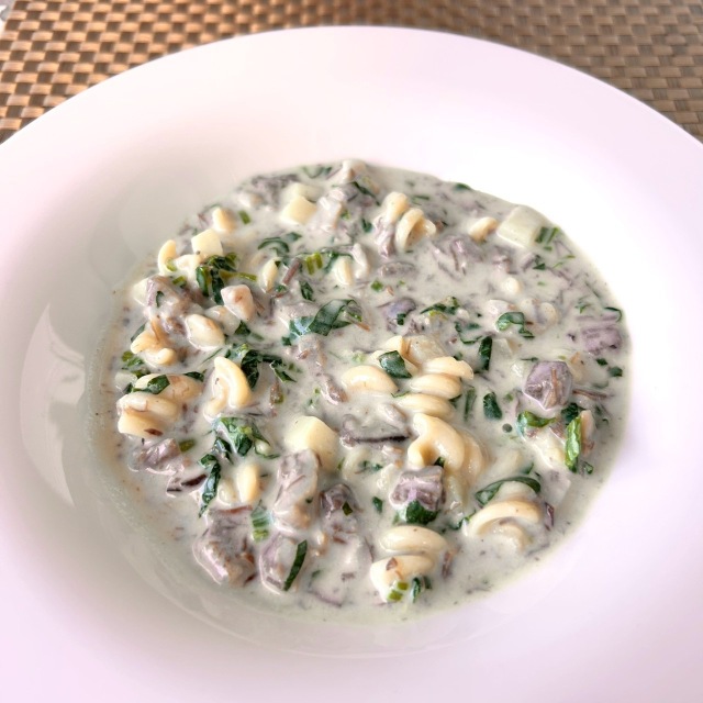 牛肉きのこほうれん草の豆乳クリームパスタ