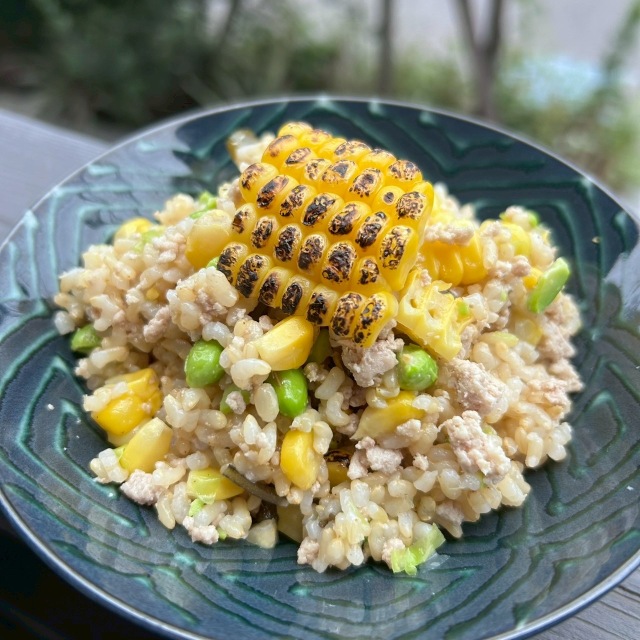 豚ととうもろこしの炊き込みご飯