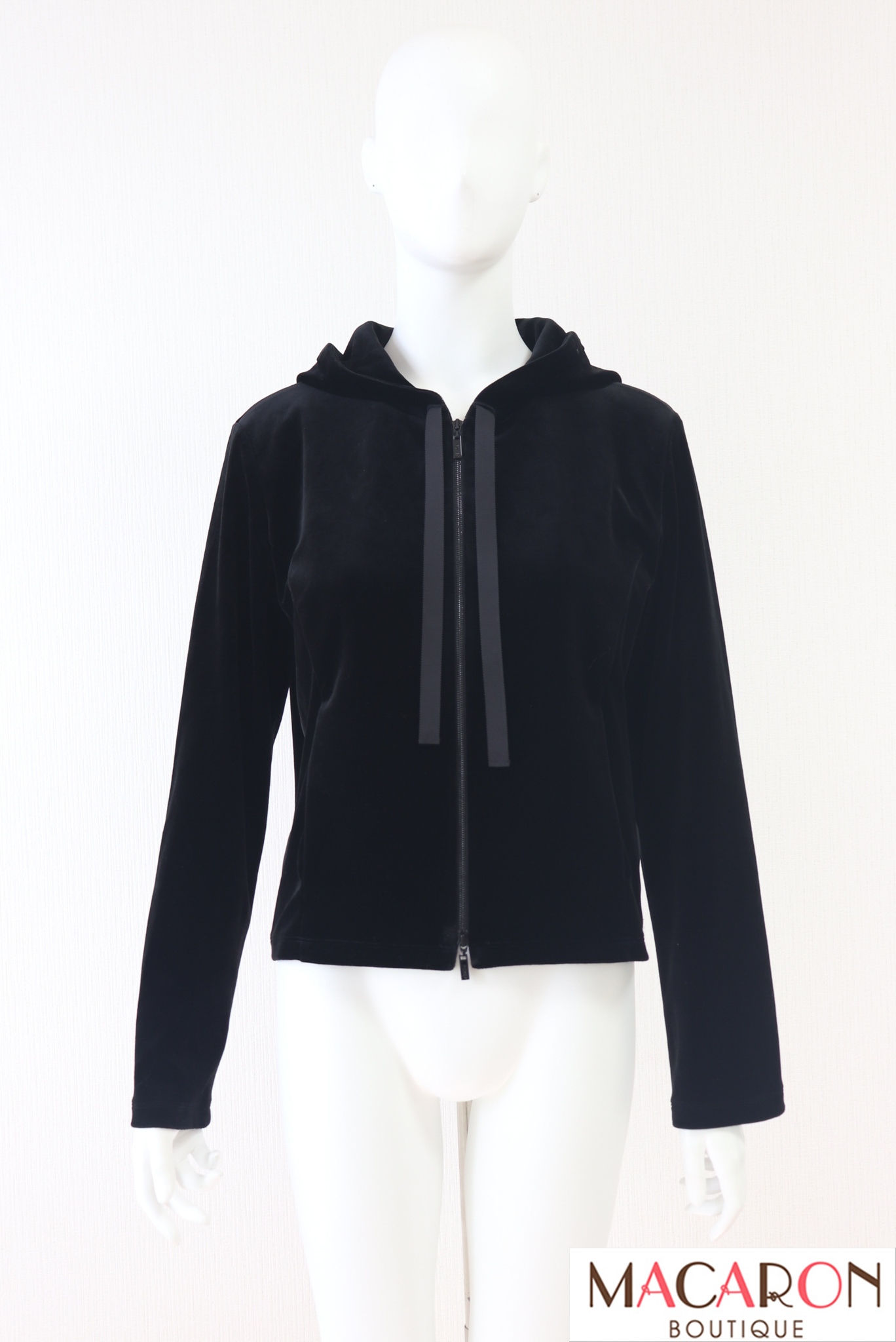 VELOUR NOIR by FOXEY NEWYORK(フォクシー)　ストレッチベロアパーカ　43017