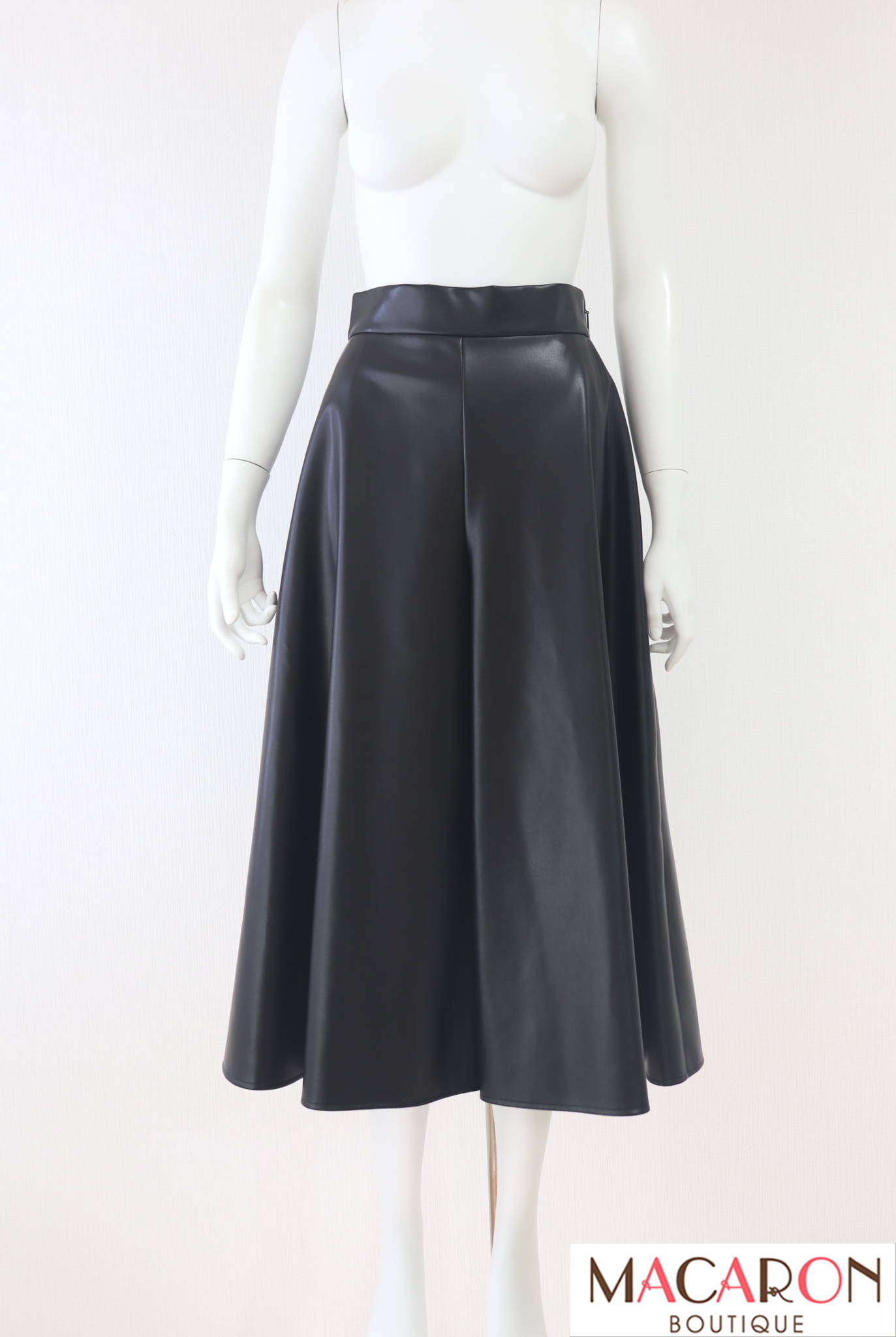 Rene（ルネ）　フェイクレザーワイドガウチョパンツ　5335060