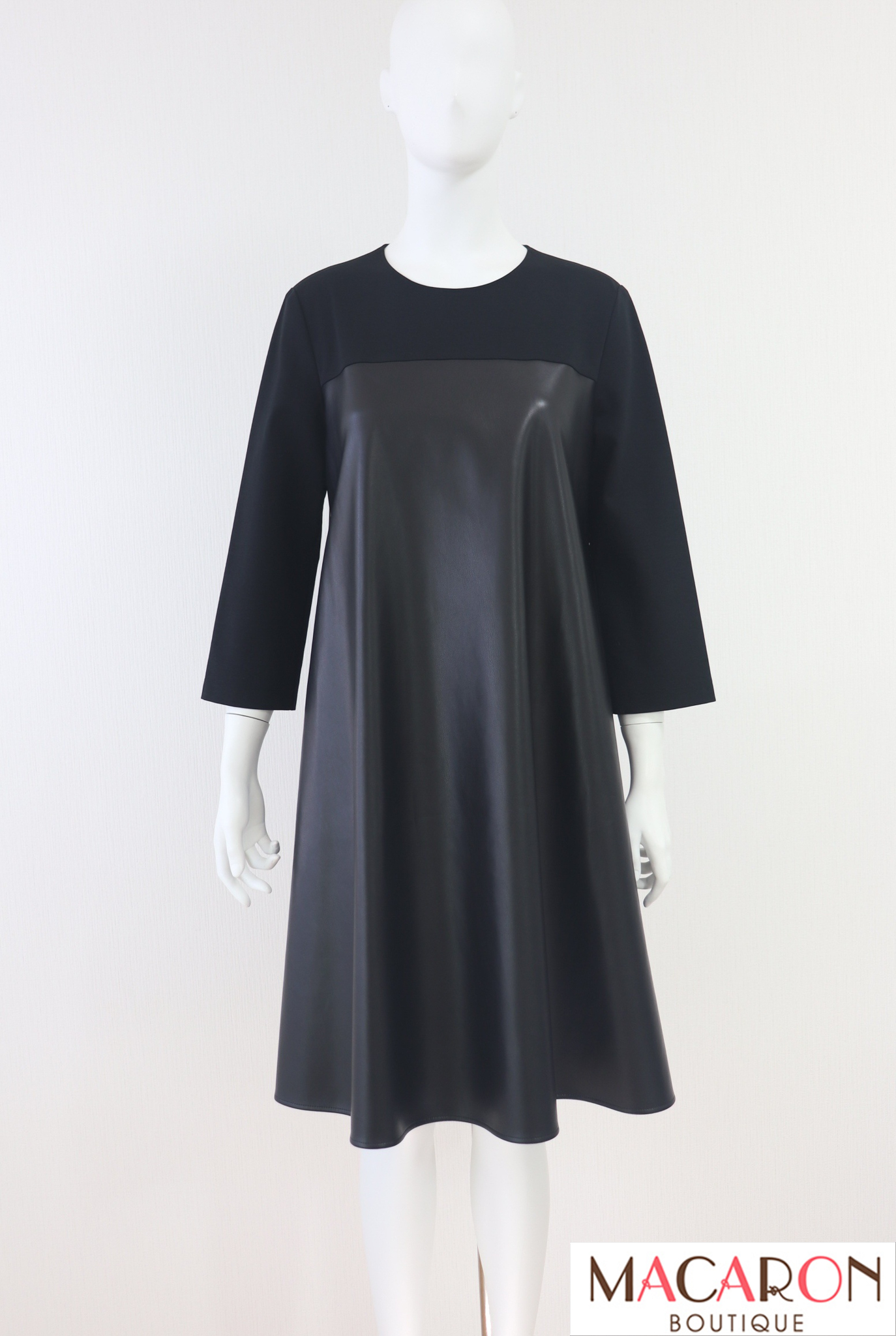 FOXEY NEWYORK(フォクシー）　七分袖フェイクレザーワンピース　43872
