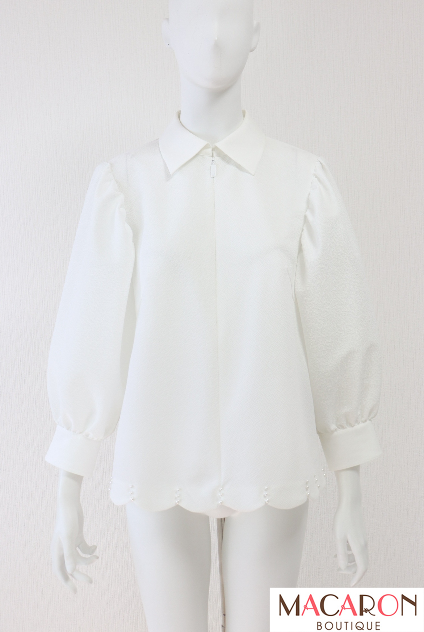 Rene（ルネ）　裾パールスカラップ長袖ブラウス　6511130