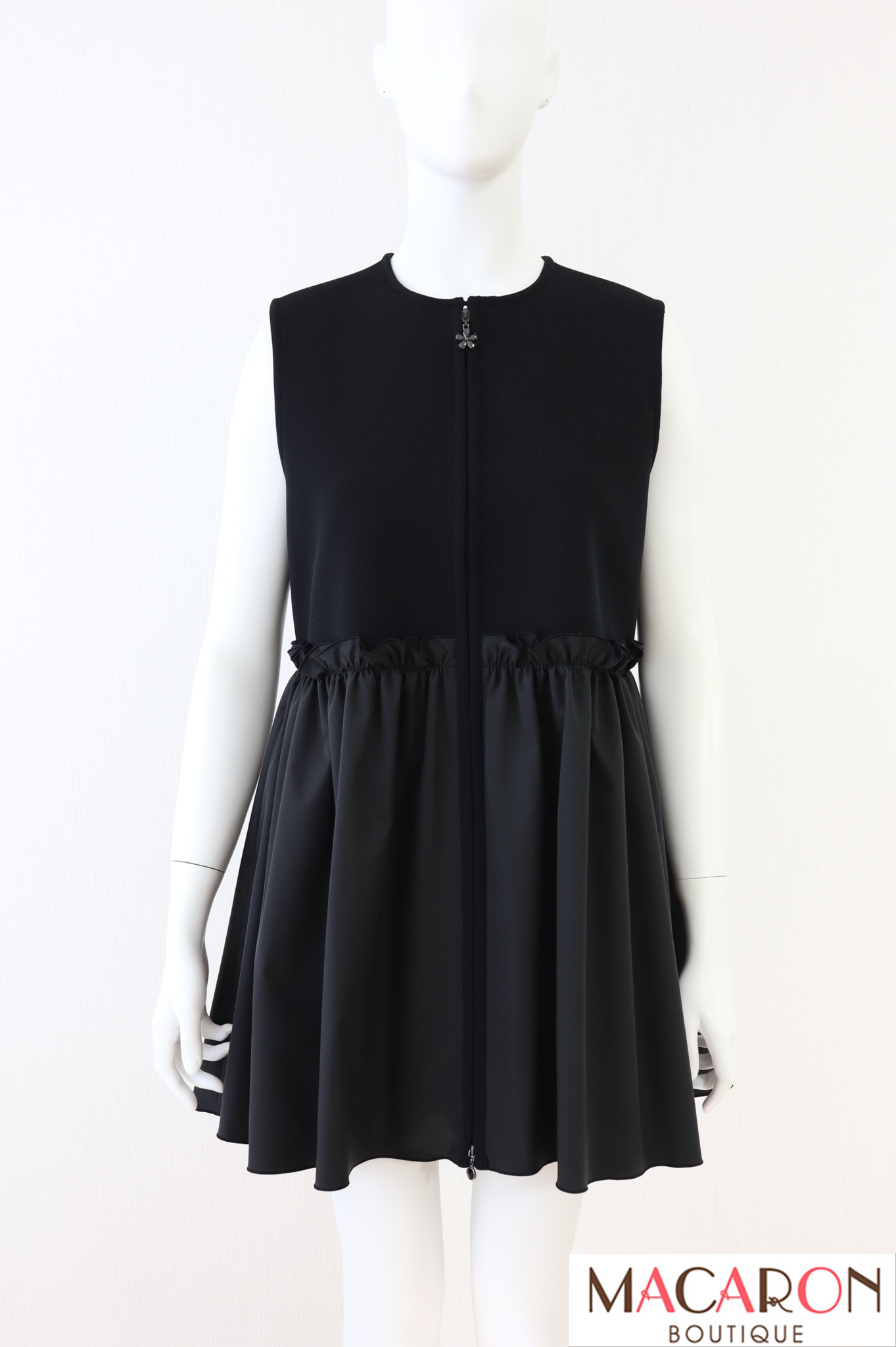 Rene（ルネ） R刺繍ペプラムノースリーブトップス 5327040