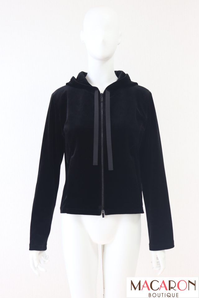 VELOUR NOIR by FOXEY NEWYORK(フォクシー)　ストレッチベロアパーカ　43017