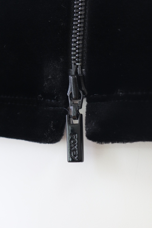 VELOUR NOIR by FOXEY NEWYORK(フォクシー) ストレッチベロアパーカ 43017