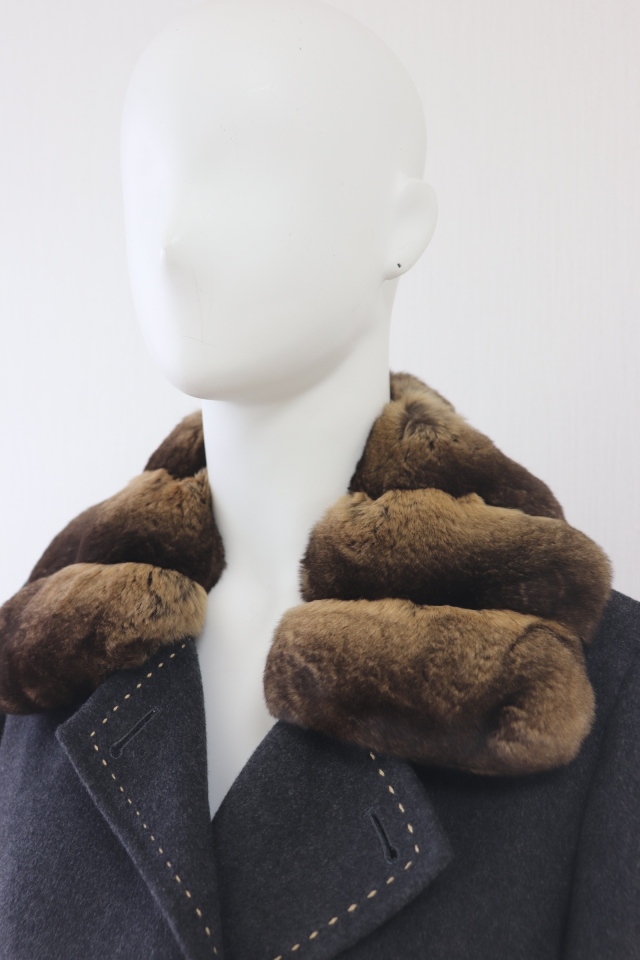 FOXEY カシミアチンチラ襟 ファー カーディガン　コート　フォクシー FOXEY カシミアチンチラ襟 ファー カーディガン コート フォクシー